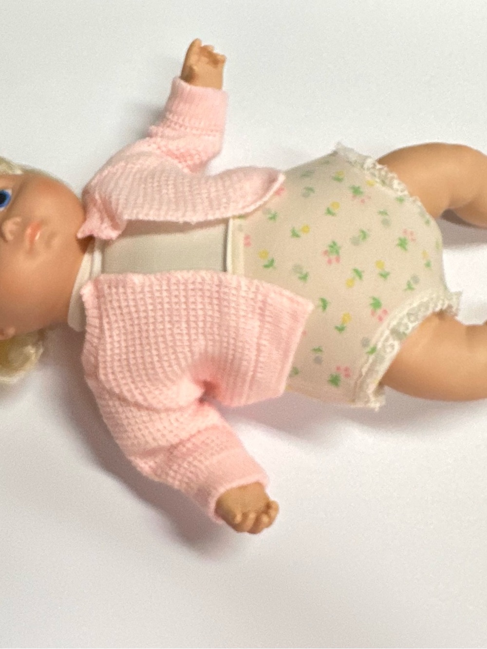 Vintage 1977 Fisher Price My Baby Beth #209 Doll Baby Toy with Pink Sweater READ - Picture 4 of 16